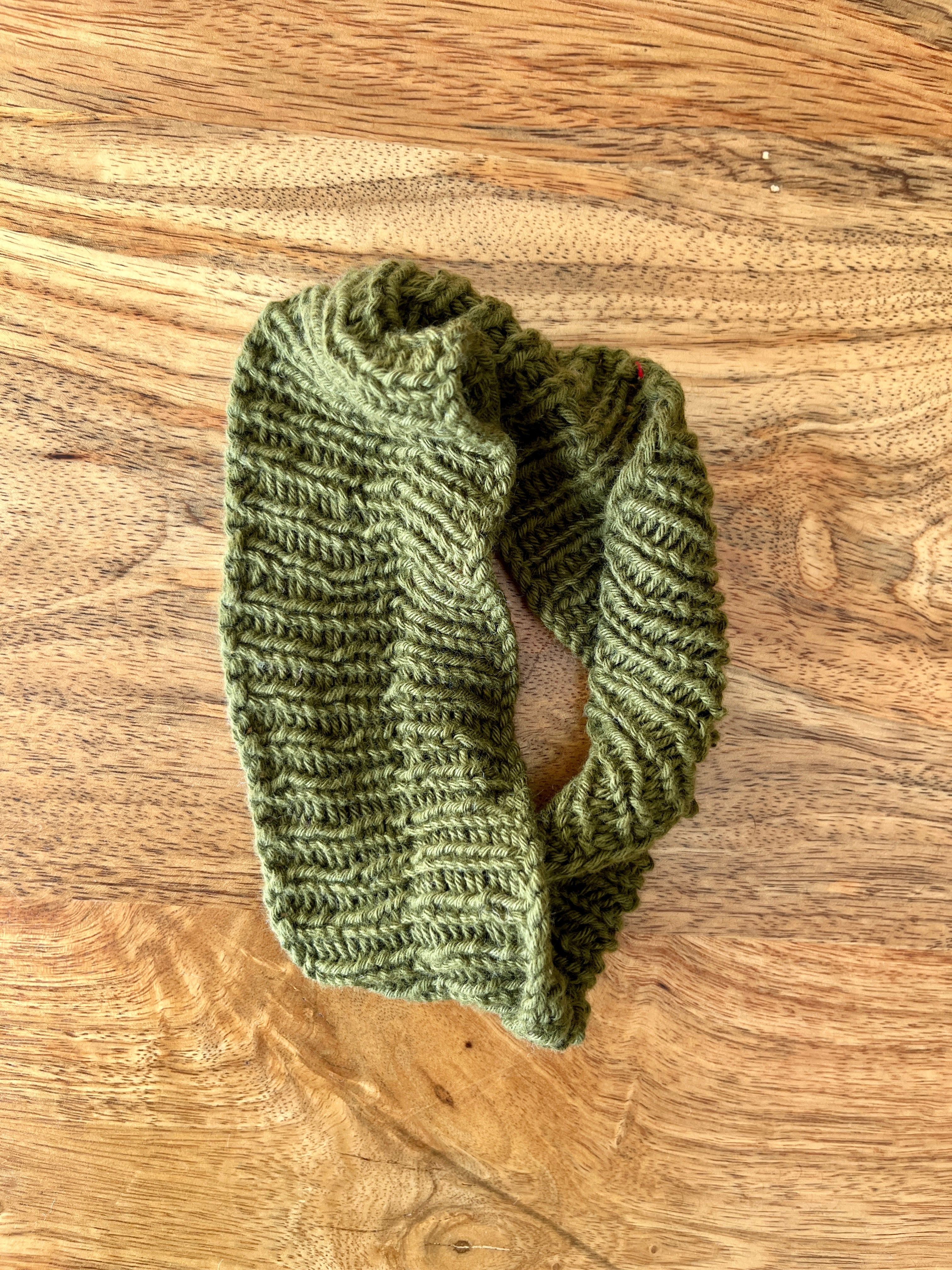 Naram Twisted Knitted Hairband