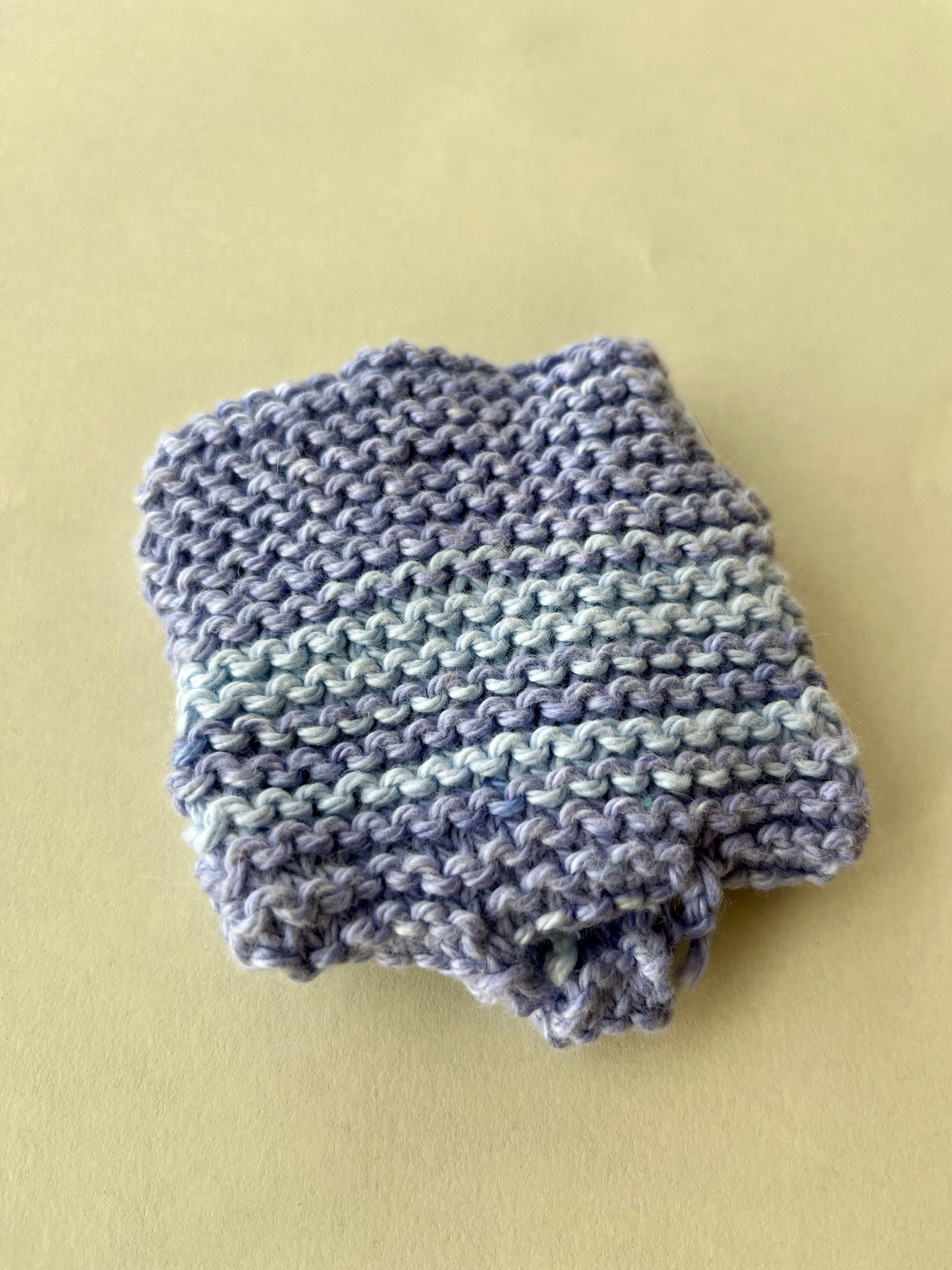 Naram Wrist Pillow